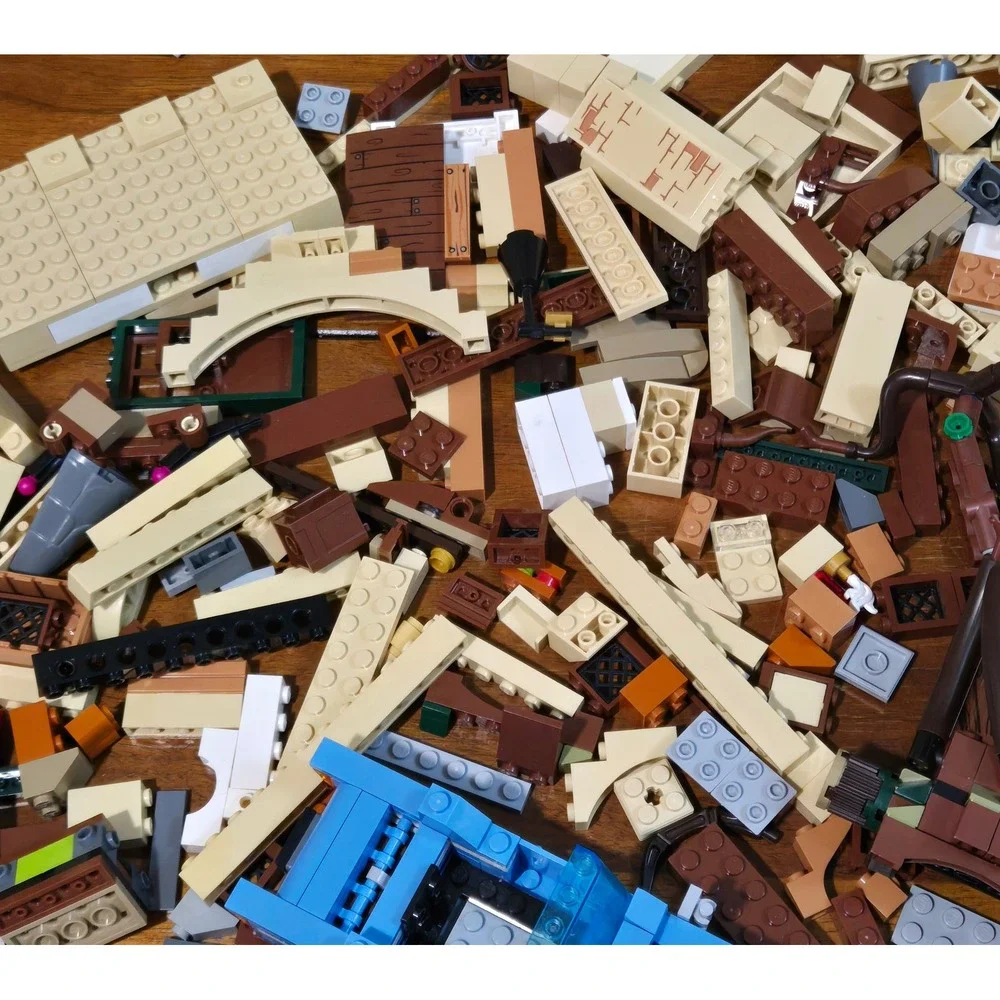 LEGO Harry Potter 3+ lb Parts Lot Partial Sets Ford Anglia Castle Pieces